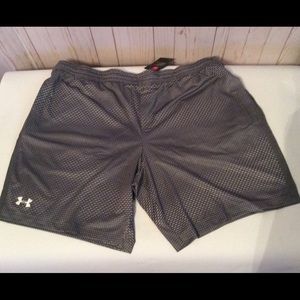 Men’s Grey & White Under Armour Heatgear Shorts